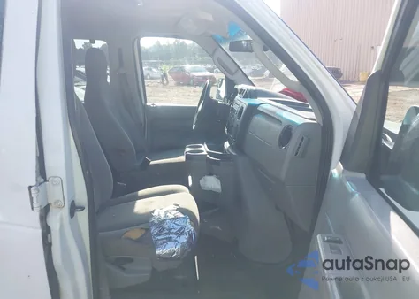 2010 Ford E-350 Super Duty Xlt from USA, damaged, VIN 1FBNE3BL3ADA08656